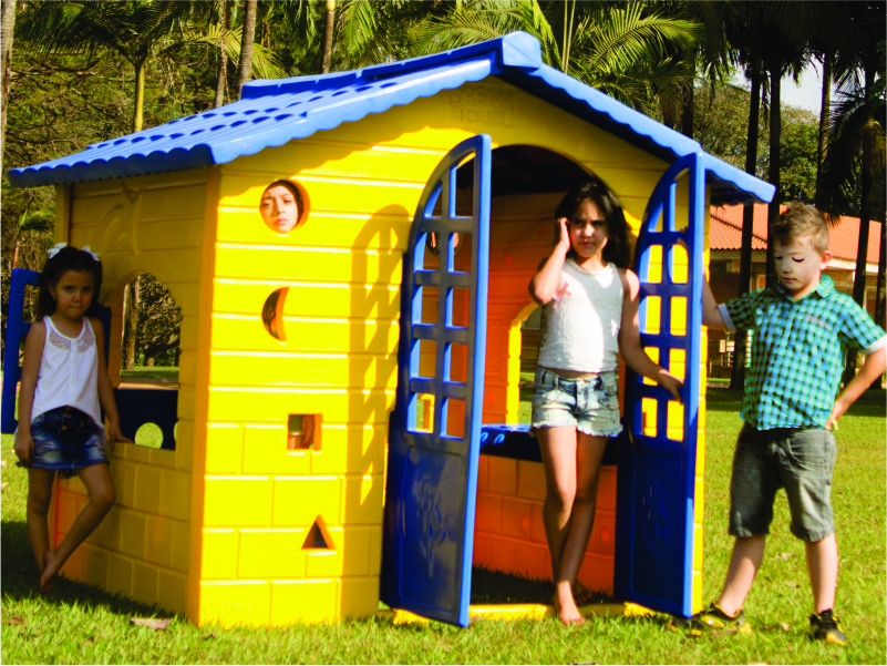 Playground com casinha Clearance
