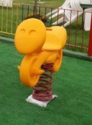 MOTO INFANTIL DE MOLA PARA PLAYGROUNDS