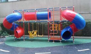 Playground com Túnel Reto e Caracol dos Dois Lados